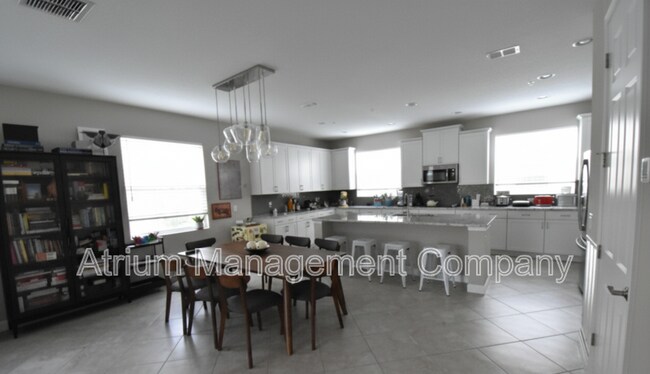 Photo - 869 Brutus Terrace