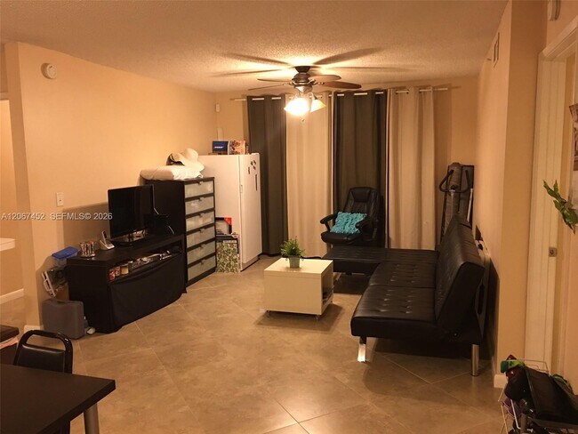 Building Photo - 2600 S University Dr Unit 221
