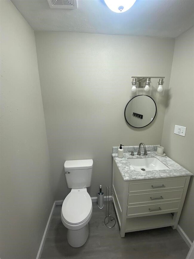 Photo - 992 Park Meadow Dr Unit 10