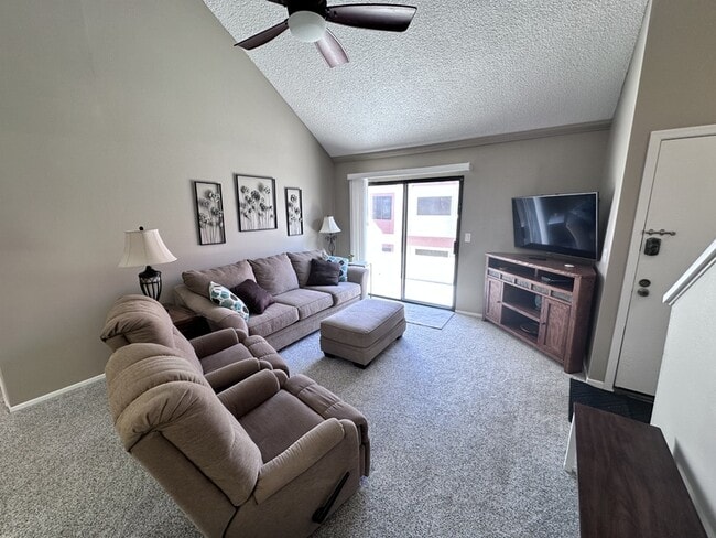 Photo - 441 Moser Ave