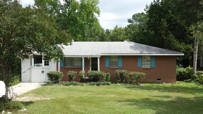 Building Photo - 138 Hickory Dr S Cir