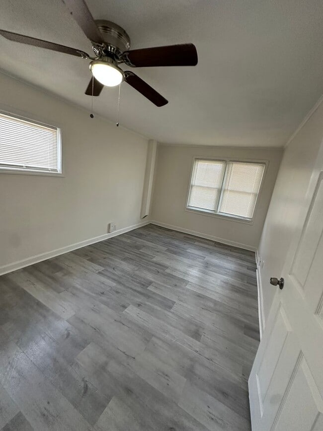 Photo - 4 bedroom 1 bath