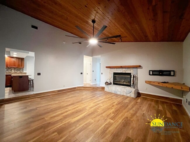 Photo - Custom home at the end of a large cul-de-sac in South Crestview!