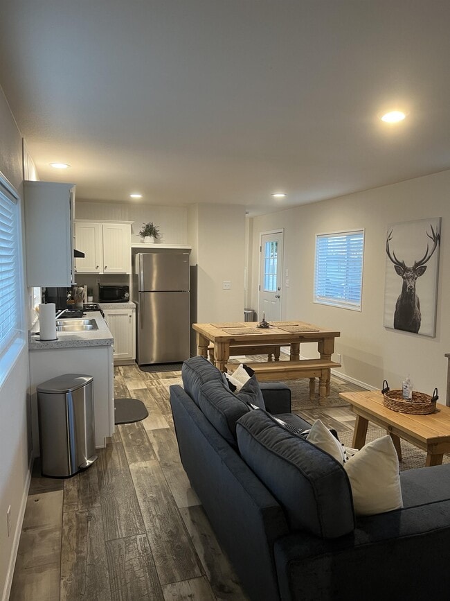 Photo - 112 Northside Dr