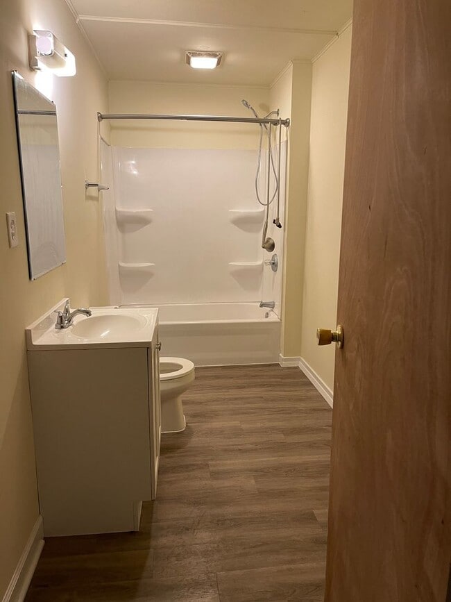 Photo - 914 Jefferson St Apartment Unit 914 1/2