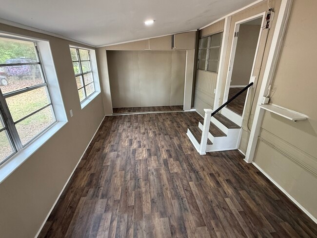 Photo - 7545 Necia Dr