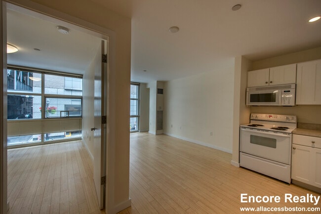 31 Essex St Unidad 404