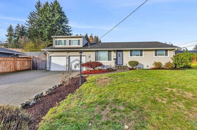 Photo - Beautiful Family Home in Tacoma!