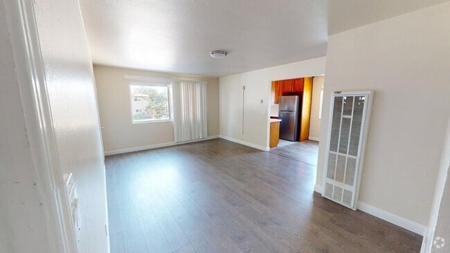 Building Photo - 2129 Monroe St Rental