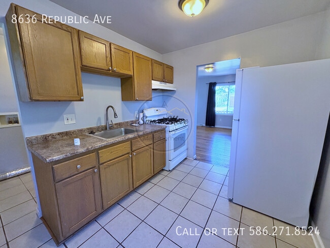 Photo - 8636 Republic Ave