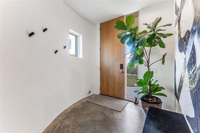 Photo - 308 Blackland Ct