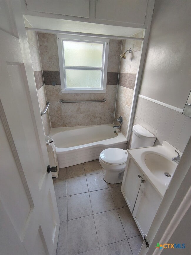 Photo - 212 S 26th St