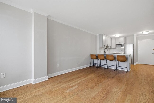 Photo - 1301 20th St NW Unit 306