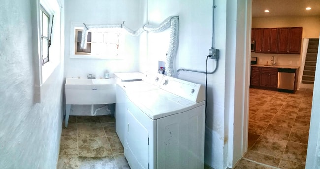 Photo - 3757 Cresson St