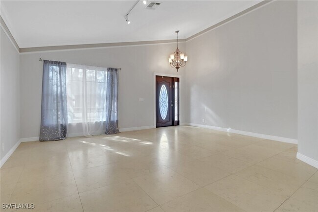 Photo - 15028 Savannah Dr