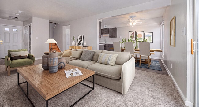 Ashton Pines Apartments & Townhomes