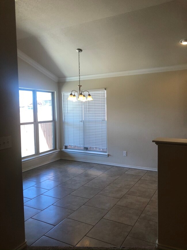 Photo - 1026 E 93rd St