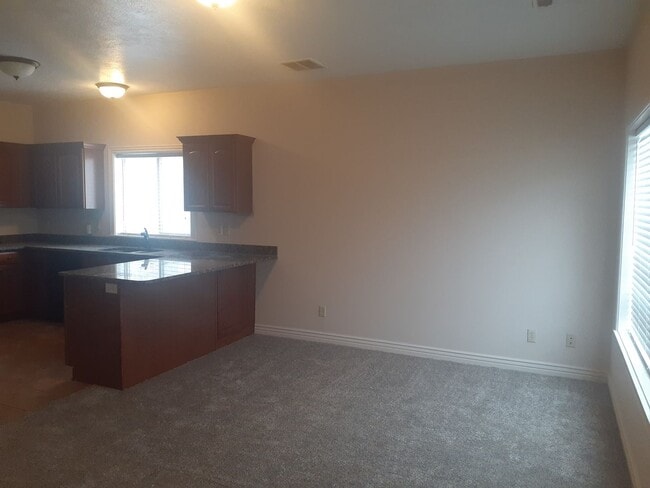 Photo - 3 Bed, 2.5 Bath, Rock Creek Townhome