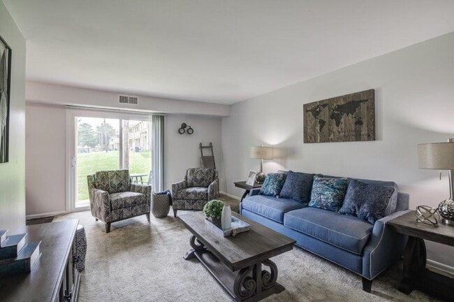 Eastampton Gardens Apartment Homes