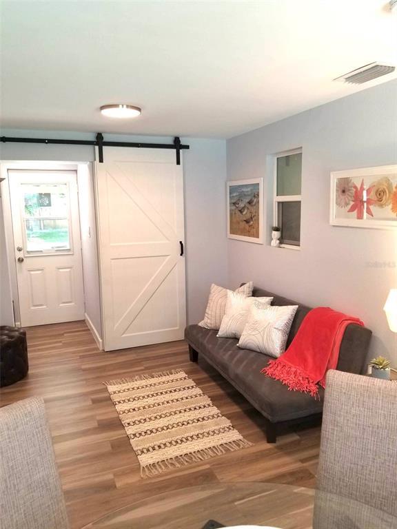 Photo - 1868 Wharf Rd