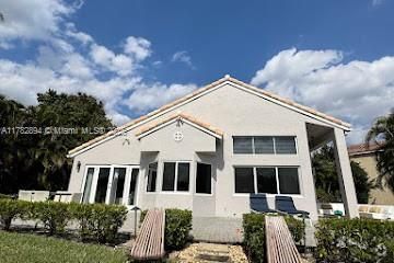 Building Photo - 1400 Seabay Rd Rental