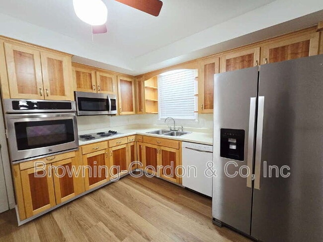 Photo - 241 Bonnacroft Dr