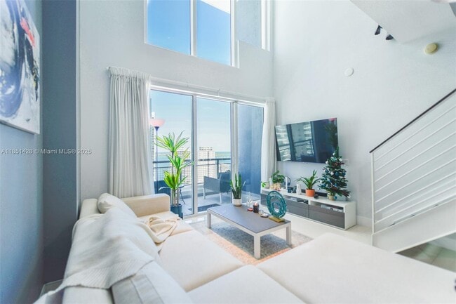 Building Photo - 60 SW 13th St Unit 2404 Rental