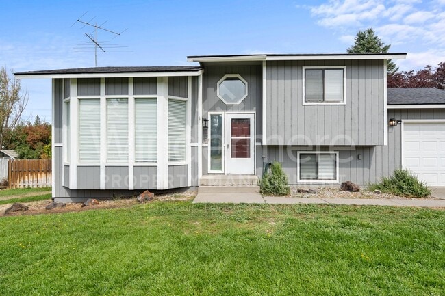 Building Photo - 3503 E Clover Park Ave