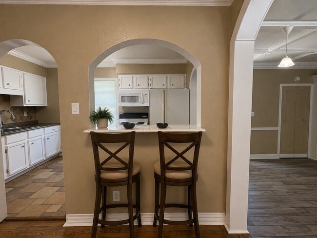Photo - 6605 Westview Dr