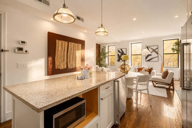49 W 16th St Unit SI ID1256827P