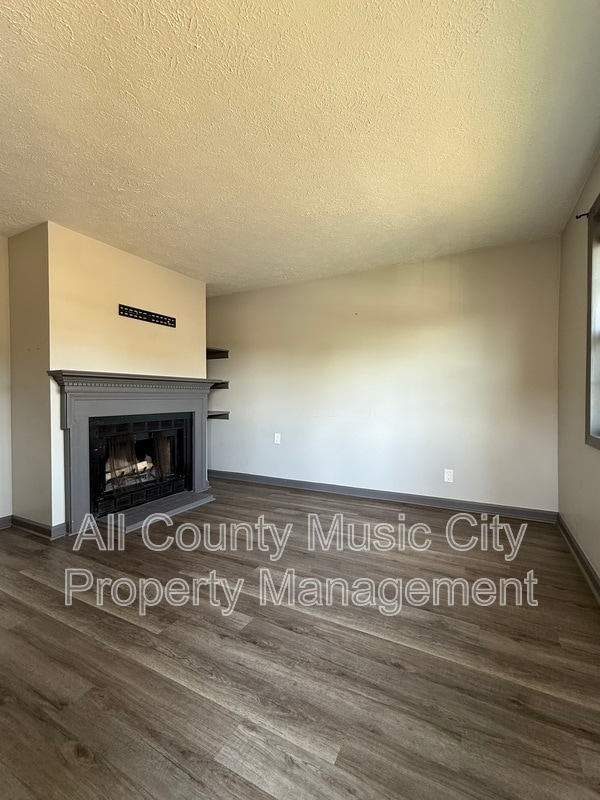 Photo - 3122 Creekwood Dr