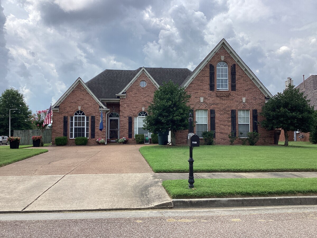 Photo - 8183 White Wing Cove W House
