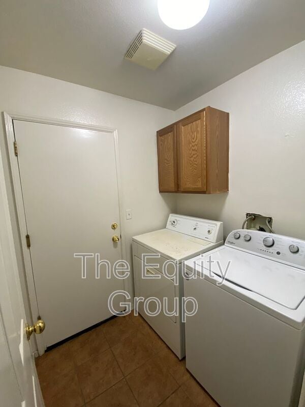 Photo - 3848 E Oak Ave