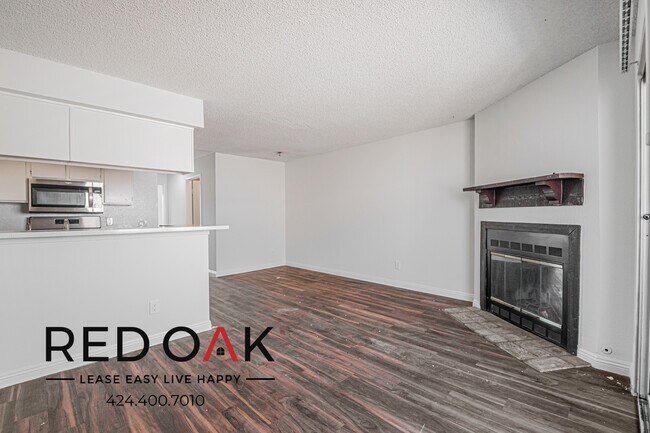 10346 Commerce Ave Unit 6