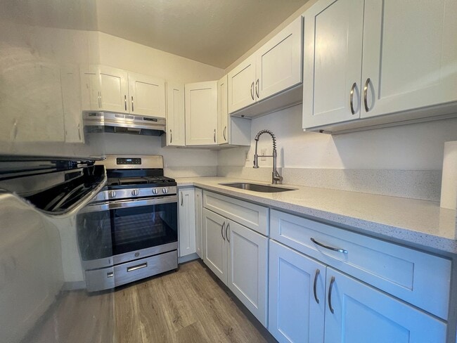 87-123-123 Helelua St