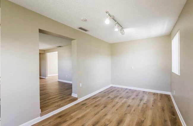 Photo - 3011 SW 97th Ct