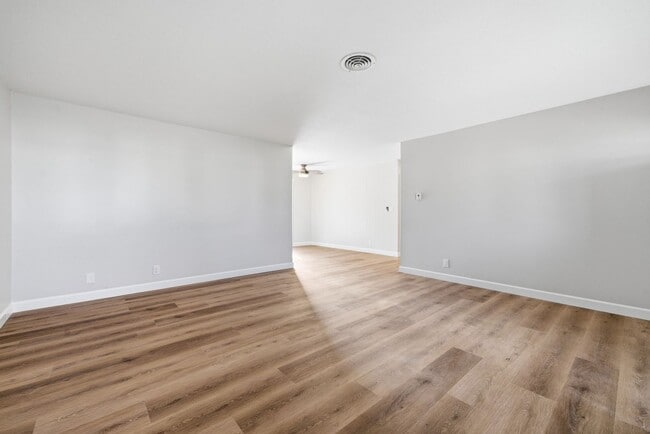 Photo - Updated and Stylish 3 bedroom 2.5 bath home in Anaheim