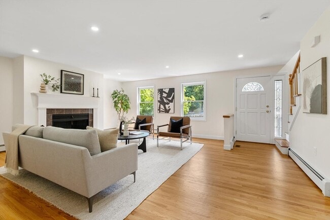 Building Photo - 29 Cottage St