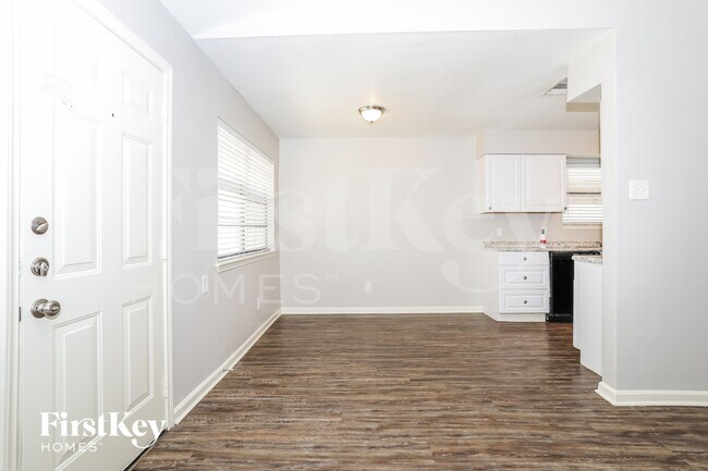 Photo - 5019 Monteith Dr