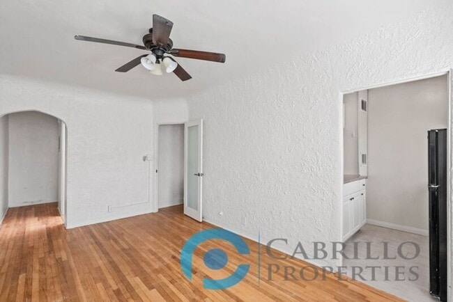 Photo - 3011 1/2 30th Street