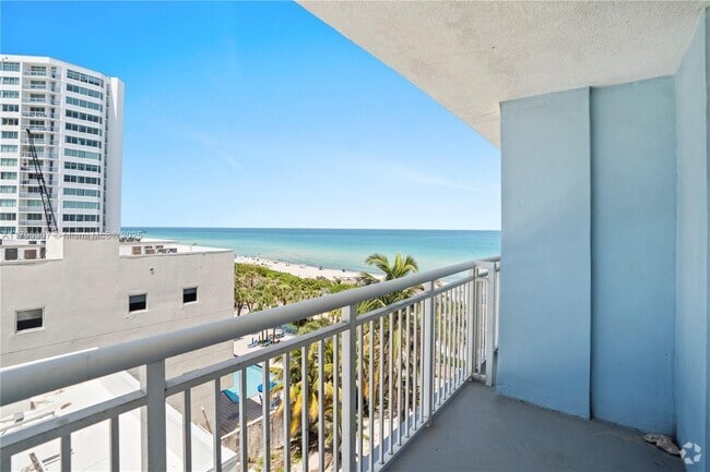 Building Photo - 6969 Collins Ave Unit 707 Rental