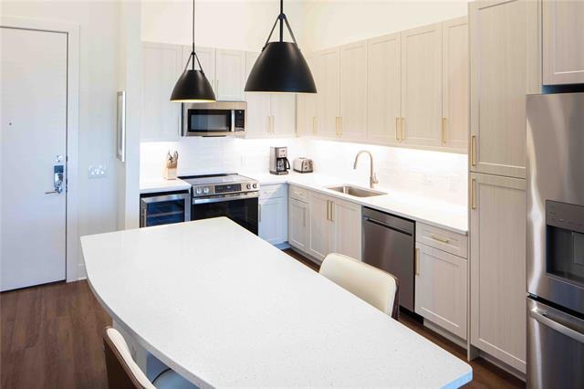 108 N US Hwy 377 Unit 413
