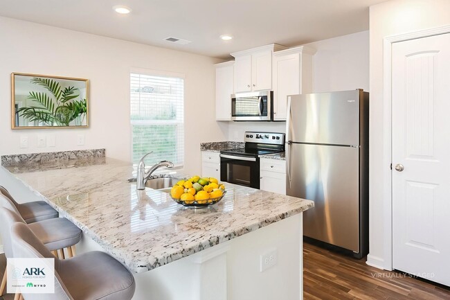 Photo - 2149 Southlea Dr