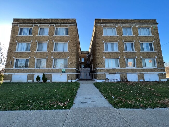 Linwood Apartments