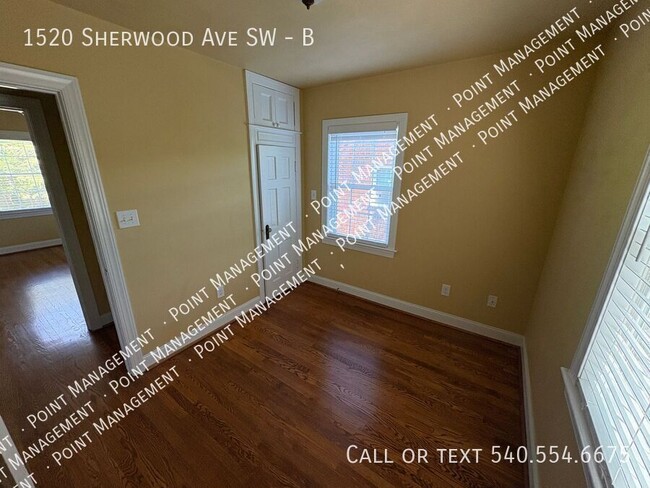 Photo - 1520 Sherwood Ave SW Unit B