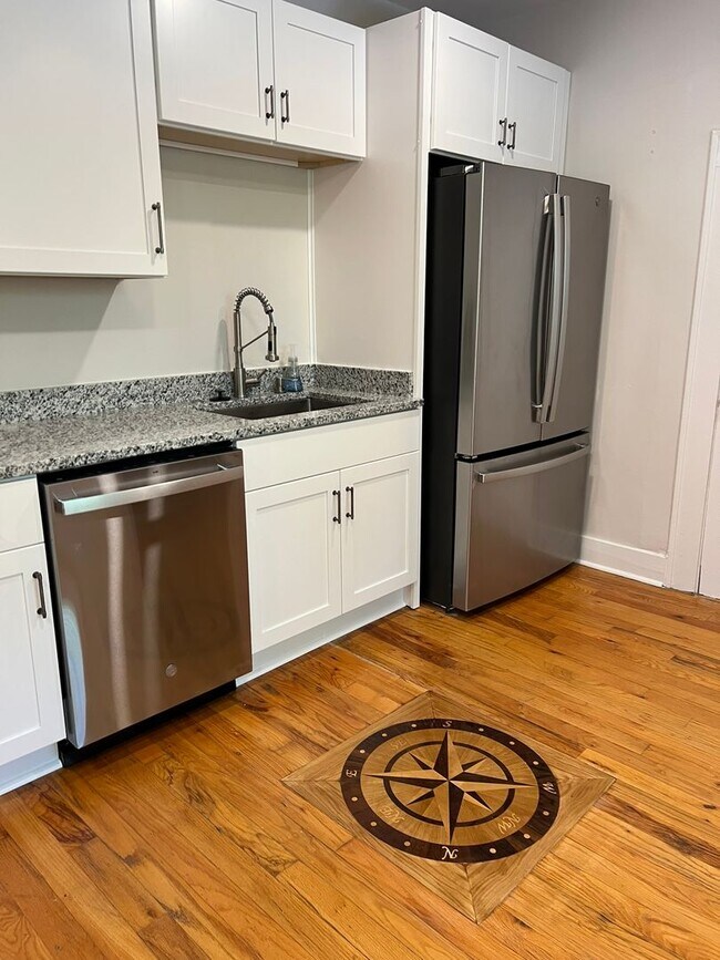 Photo - 35 Perry Ave Unit B