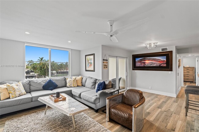 Photo - 1600 SE 15th St Condo Unit 312