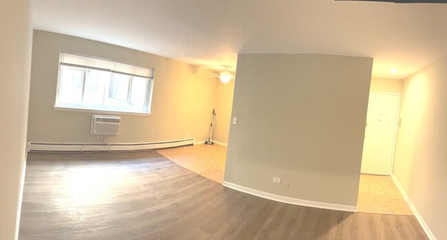 Photo - 5420 N Kenmore Ave