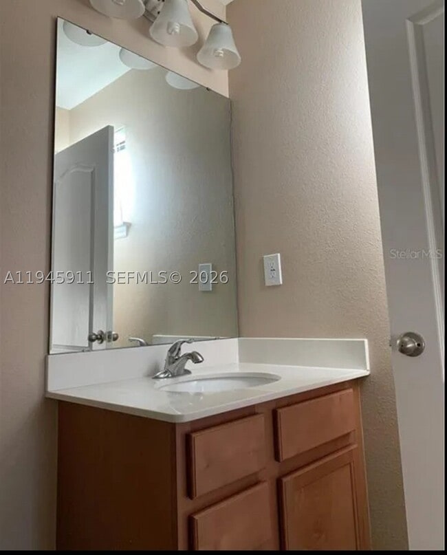 11016 Tahiti Isle Ln