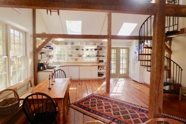 Photo - 45 Buttonwood Farm Rd